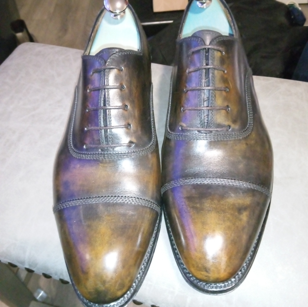 Otto dress shoes in Brown faded aged leather with a lace up closure and a woven